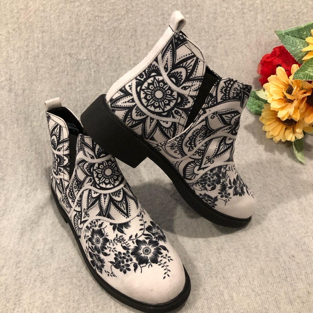 NWOT - Black & Ivory Floral Chelsea Ankle Boots